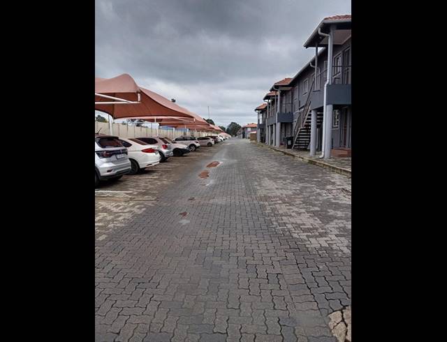 2 BEDROOM APARTMENT FOR SALE IN COMET